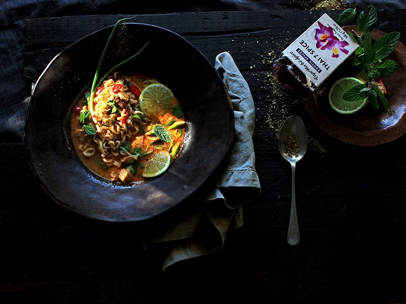 THAI 7 SPICE CHICKEN AND NOODLE SOUP