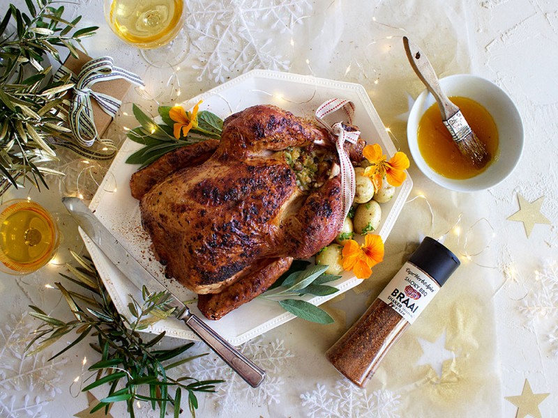 HONEY-BUTTER BASTED KETTLE BRAAI TURKEY WITH LEEK AND MUSHROOM STUFFING