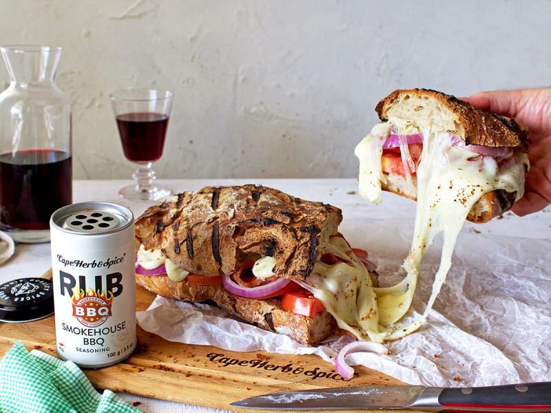 ULTIMATE SMOKEHOUSE BBQ "BRAAIBROODJIE"