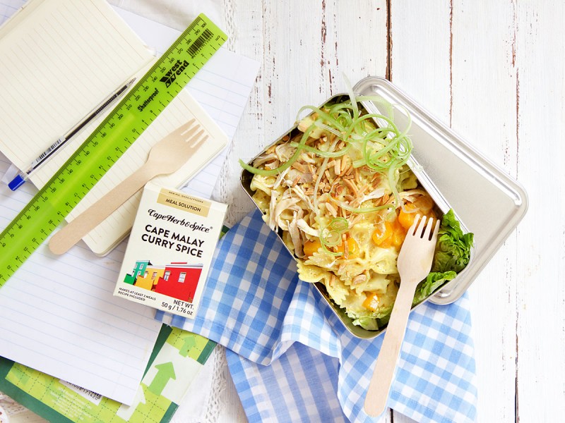 CURRIED CHICKEN PASTA